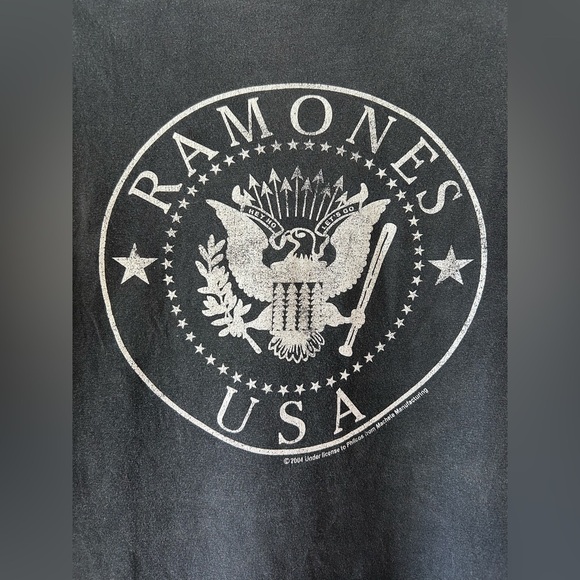 VINTAGE Tennessee River Ramones Band T-Shirt 2004 Y2K - Picture 3 of 14
